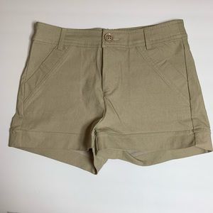 NWOT Khaki shorts size S
